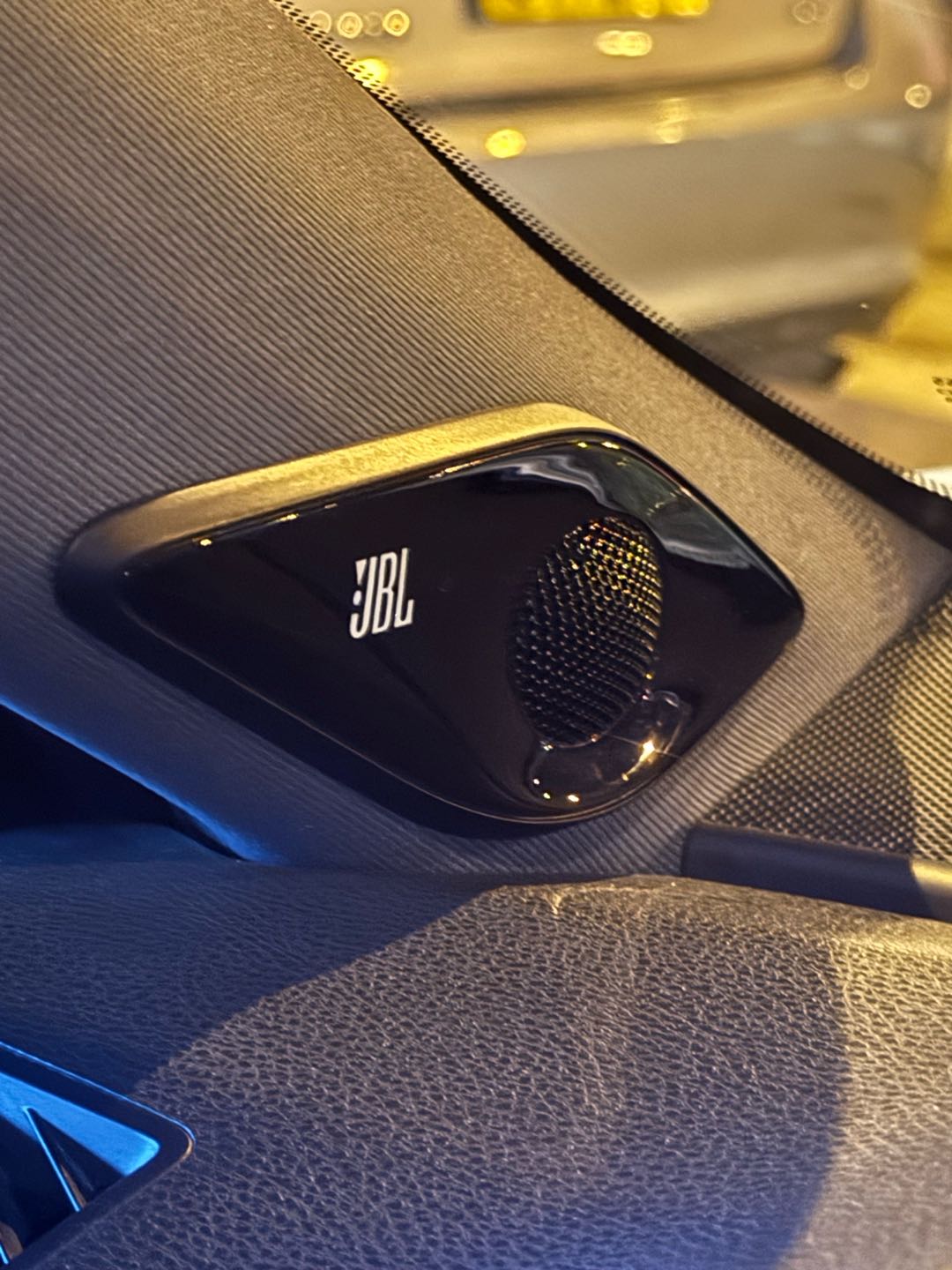 Car Image 2019 TOYOTA AVALON TOURING