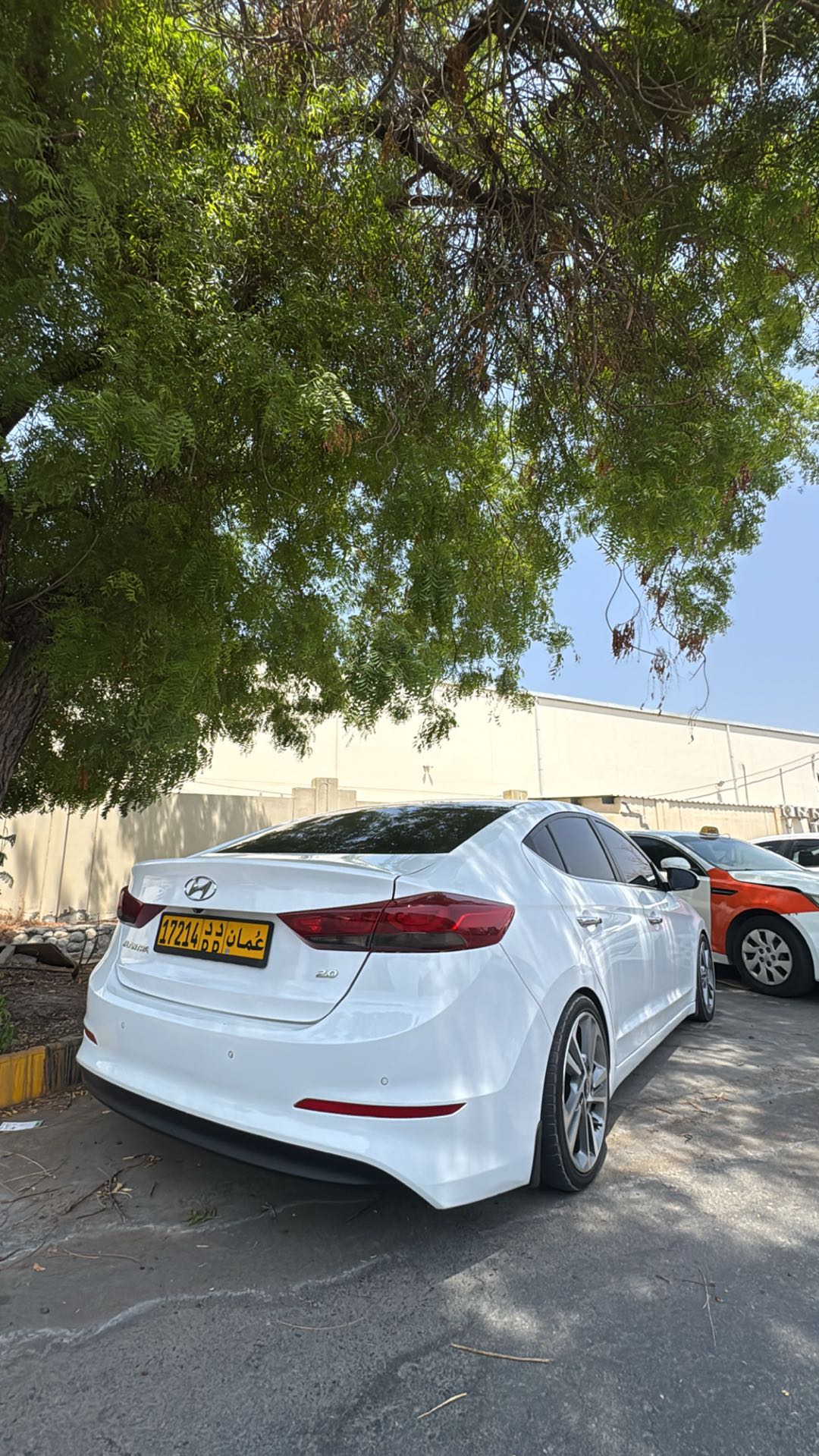 Car Image 2016 HYUNDAI ELANTRA GLS