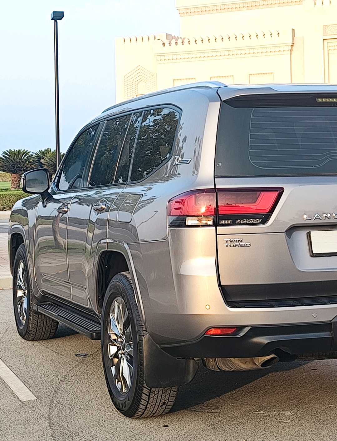 Car Image 2022 TOYOTA LAND CRUISER GX.R