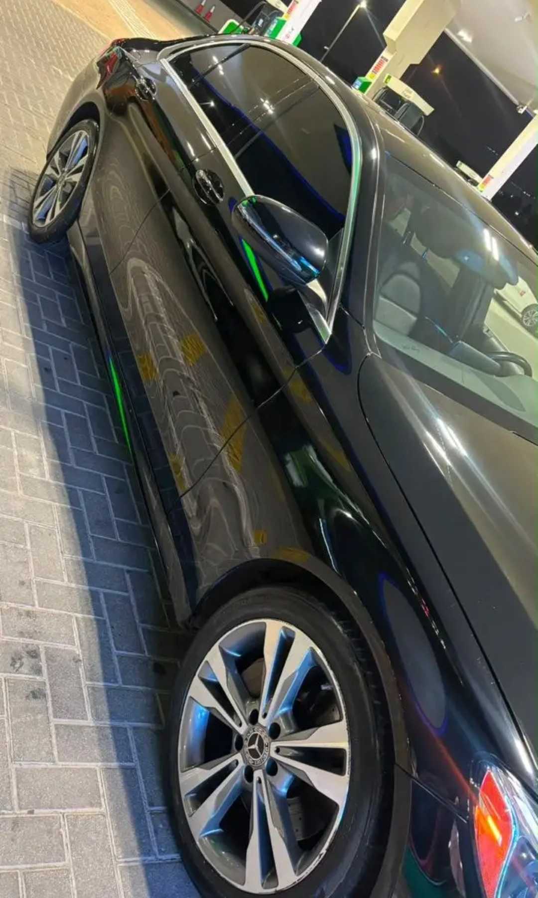 Car Image 2017 MERCEDES C Class 300