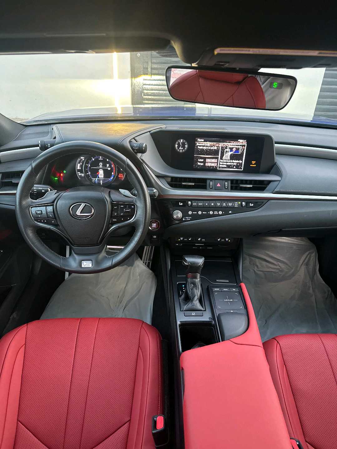 Car Image 2021 LEXUS ES F350