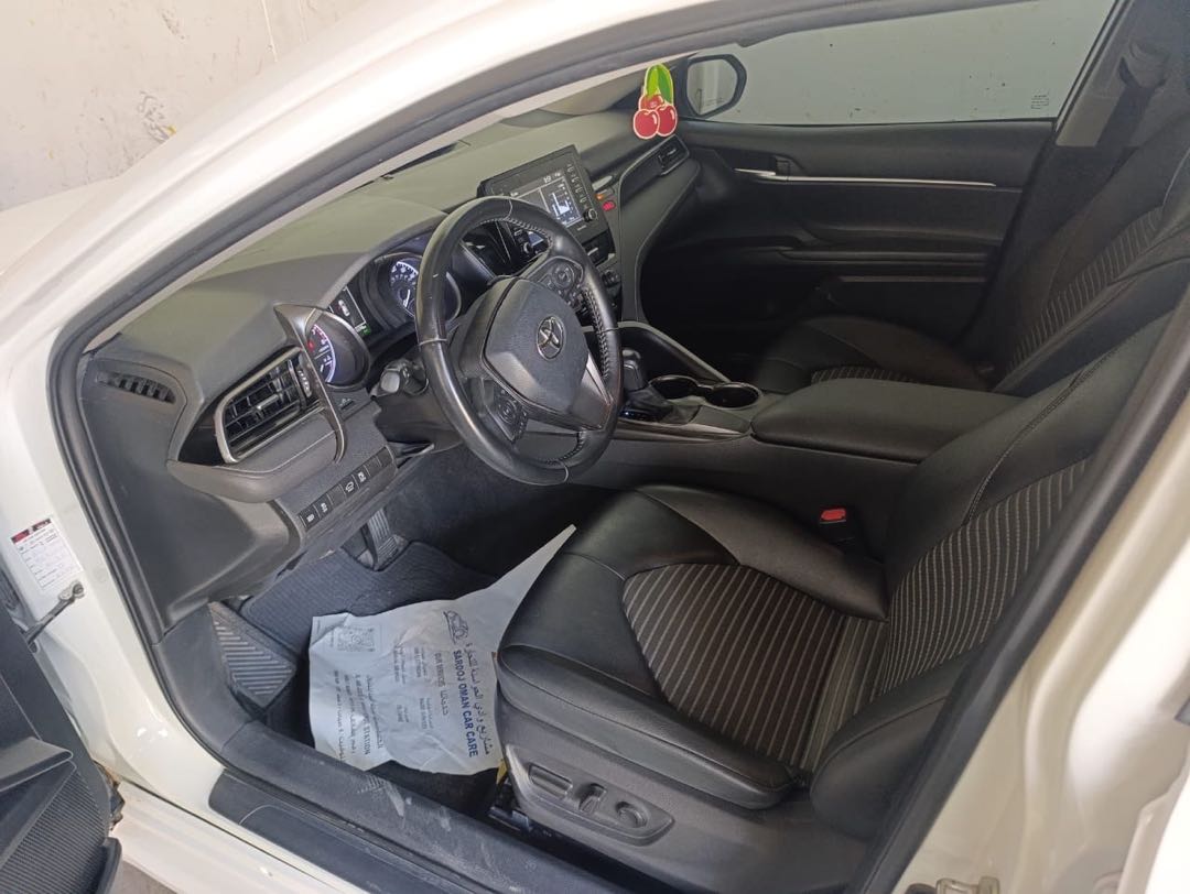 Car Image 2021 TOYOTA CAMRY SE