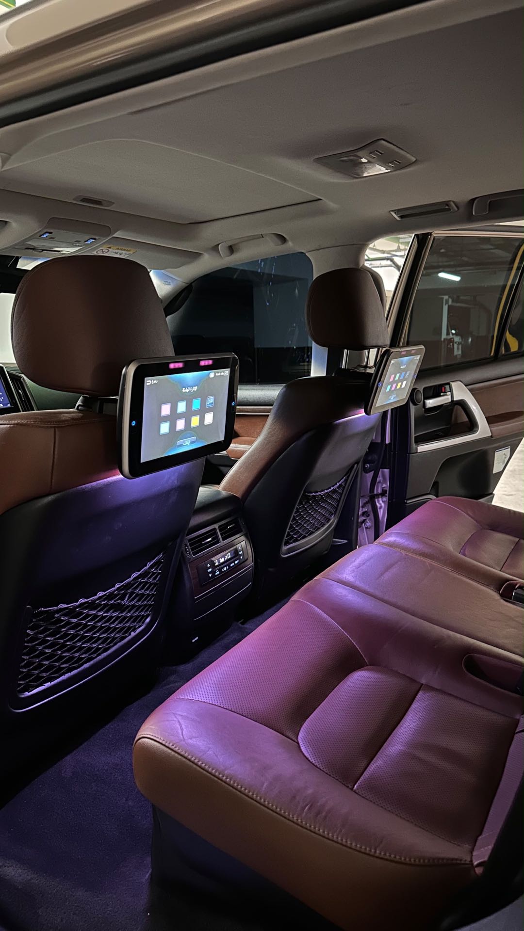 Car Image 2018 TOYOTA LAND CRUISER VX.R