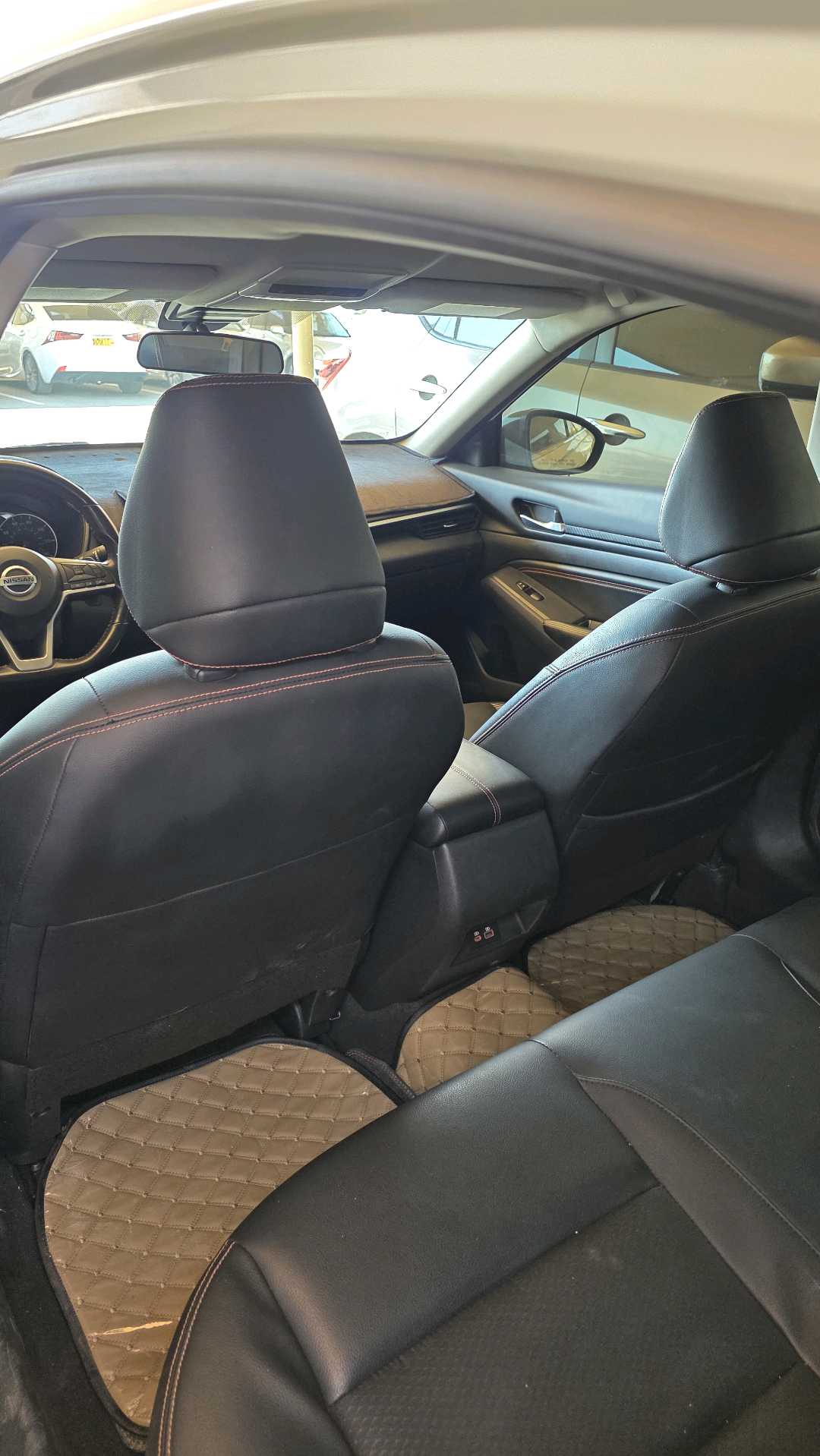 Car Image 2022 NISSAN ALTIMA SR