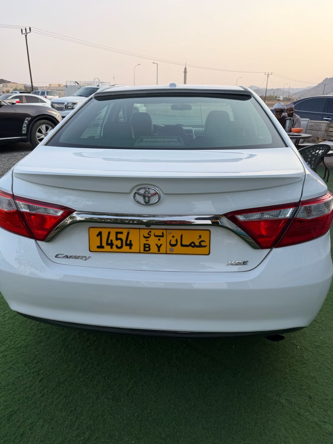 Car Image 2015 TOYOTA CAMRY XSE
