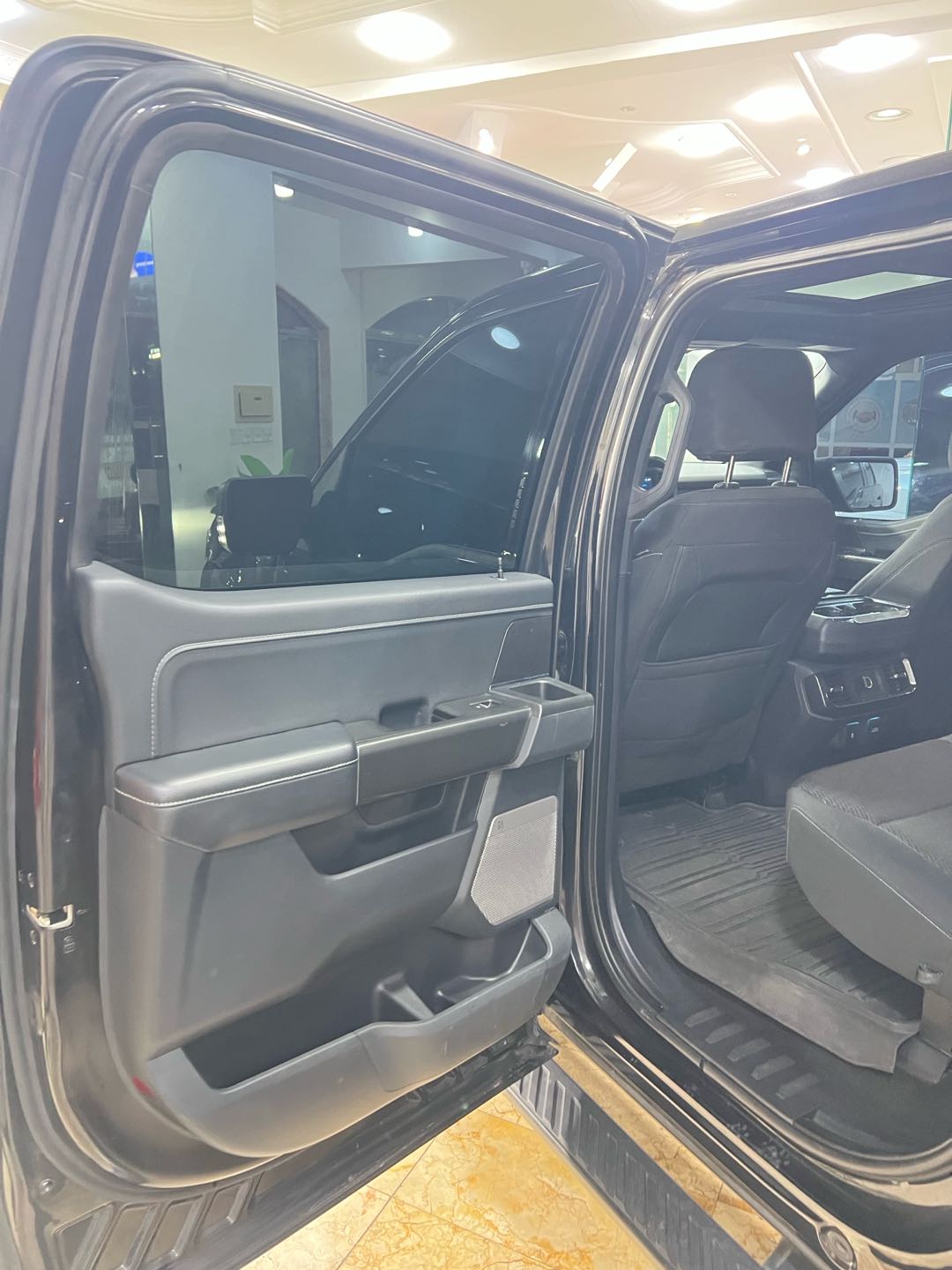 Car Image 2022 FORD F-150 XLT