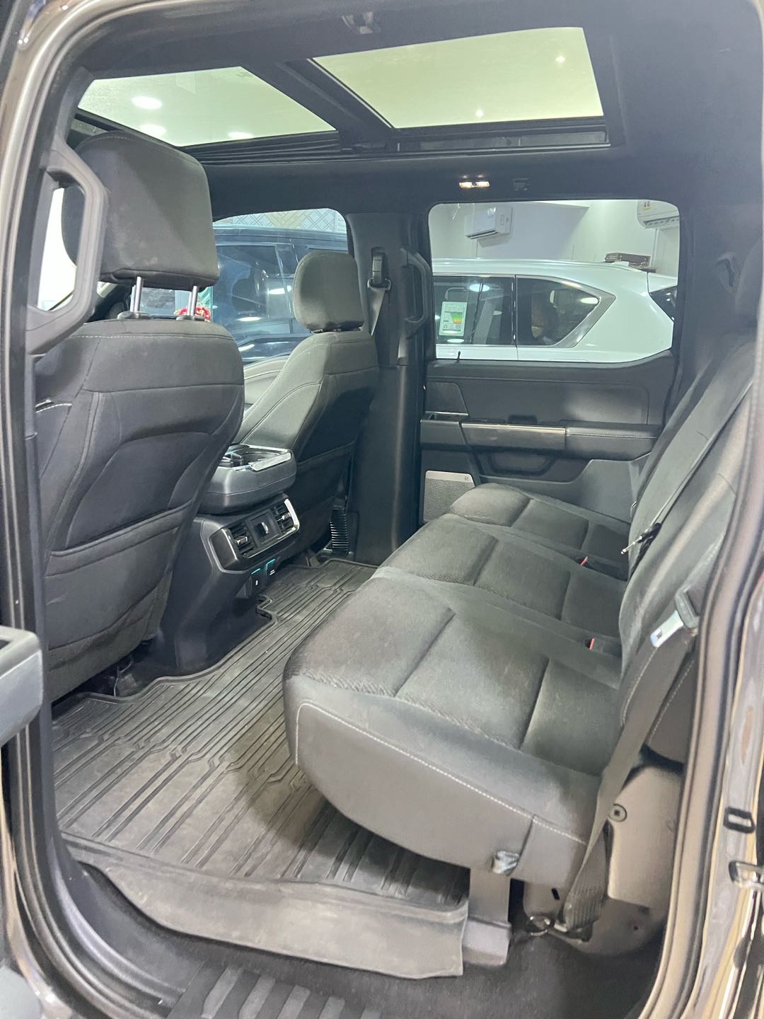 Car Image 2022 FORD F-150 XLT