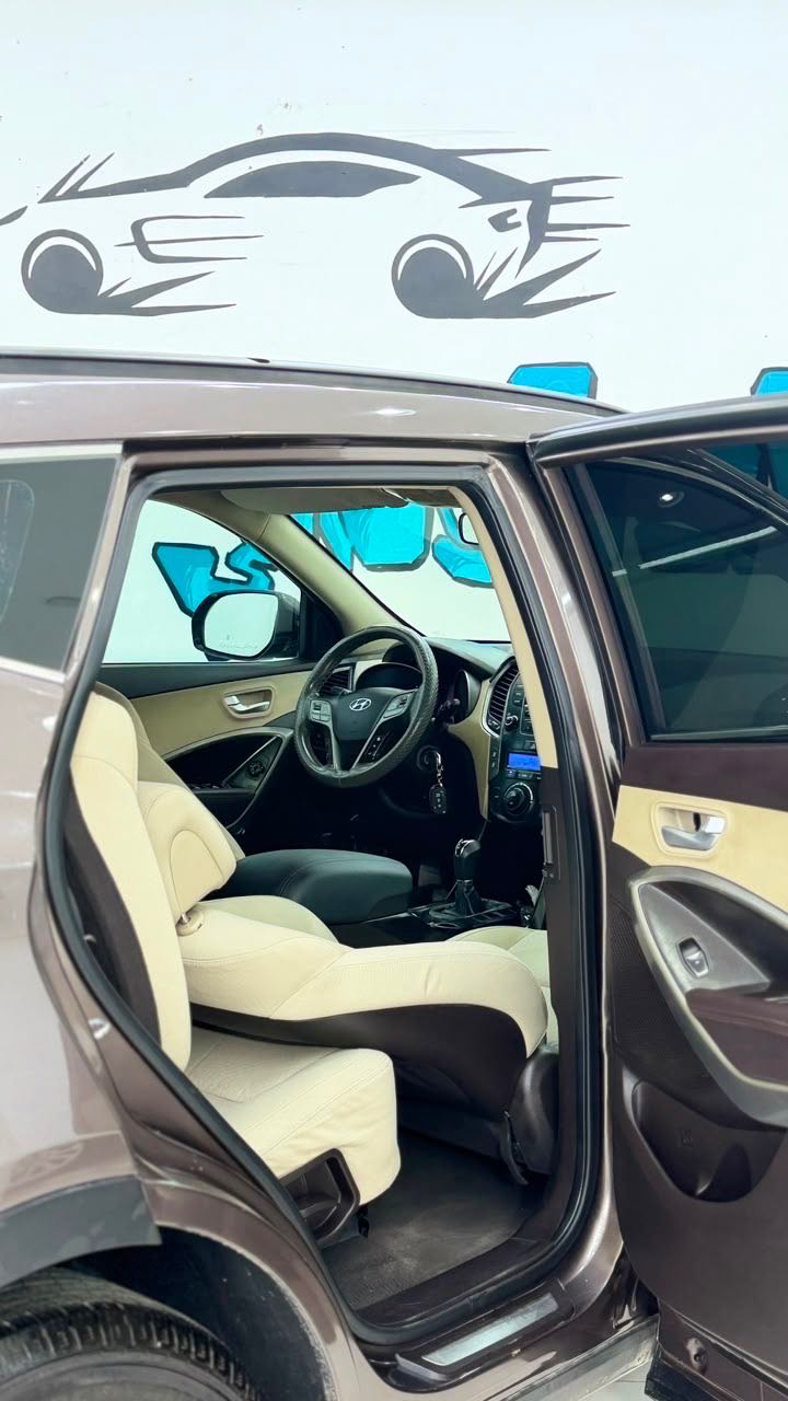 Car Image 2015 HYUNDAI SANTA FE 