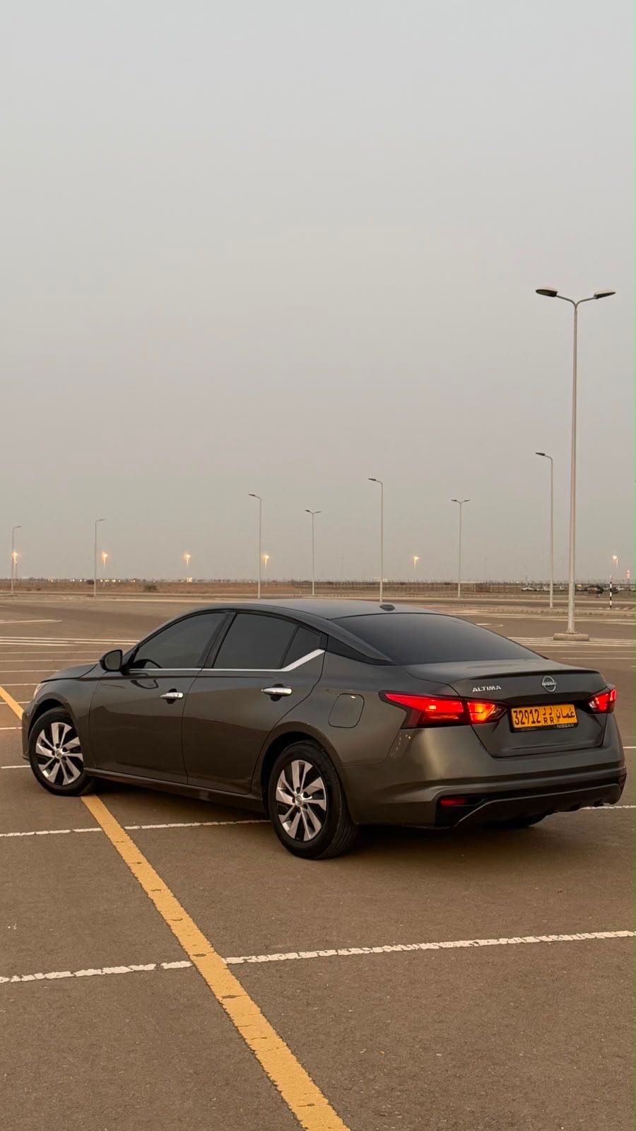 Car Image 2019 NISSAN ALTIMA S