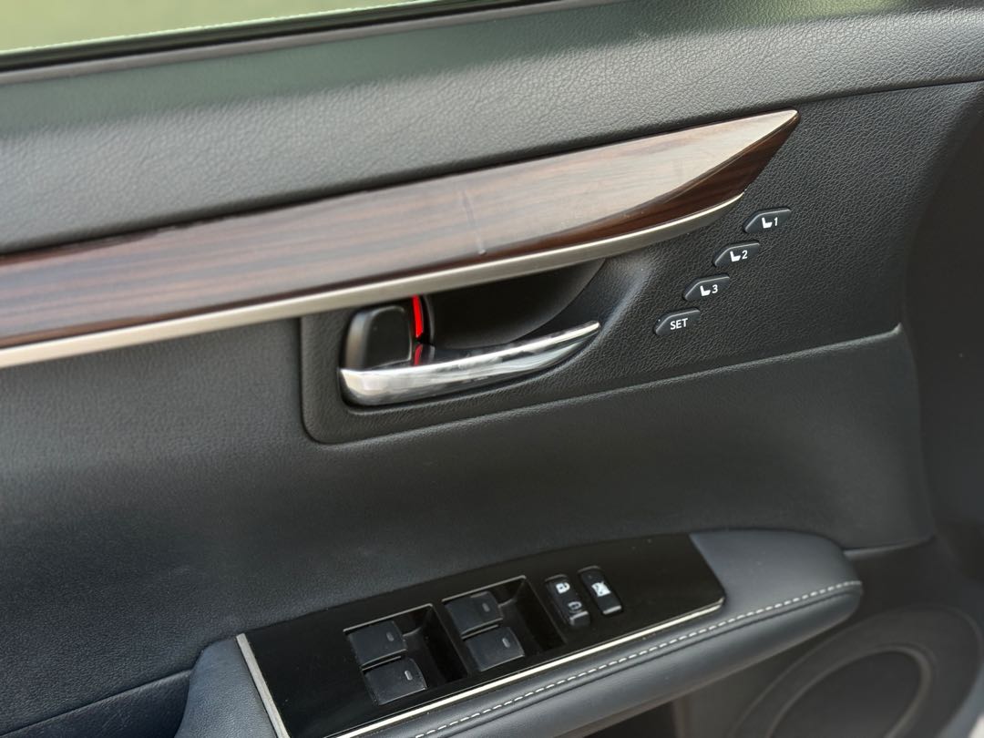 Car Image 2018 LEXUS ES 350