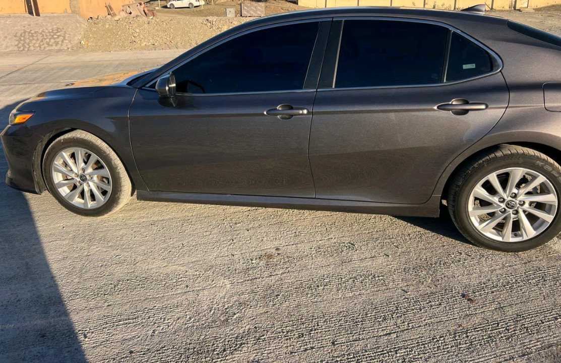 Car Image 2021 TOYOTA CAMRY LE