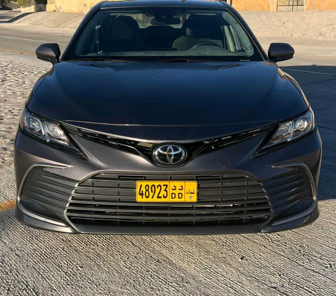 Car Image 2021 TOYOTA CAMRY LE