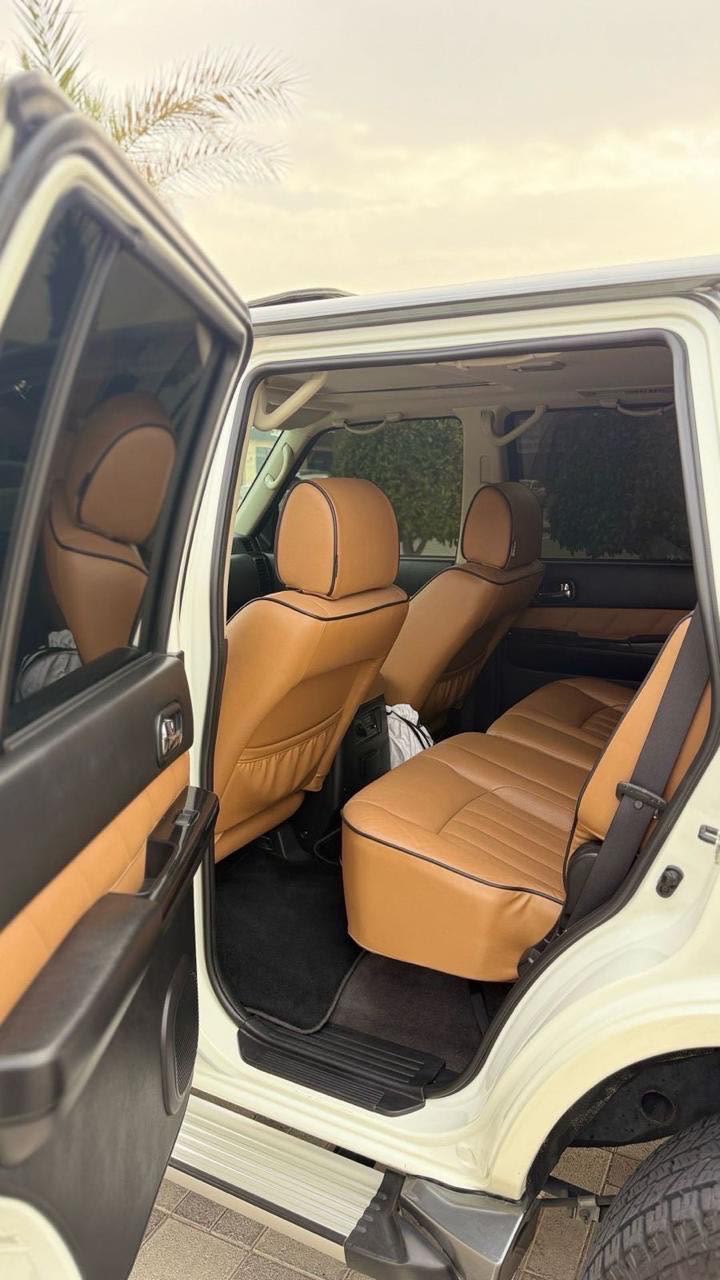Car Image 2019 NISSAN SAFARI 