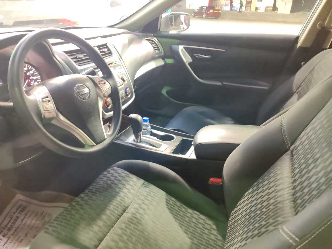 Car Image 2018 NISSAN ALTIMA S