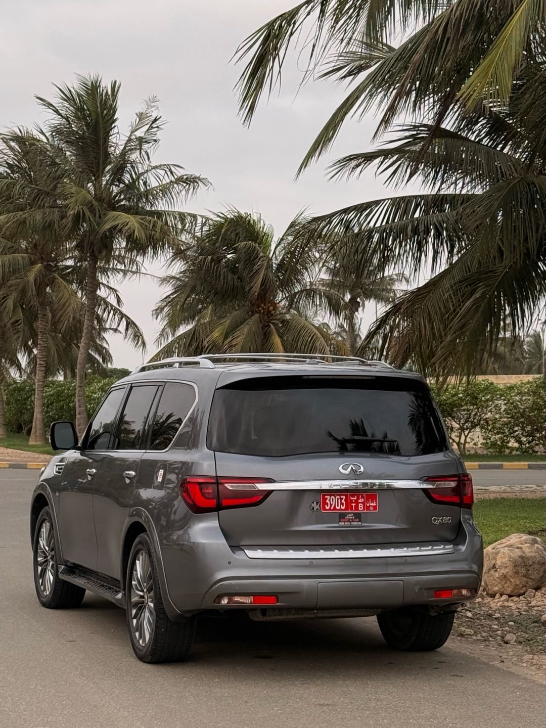 INFINITI QX80 2022