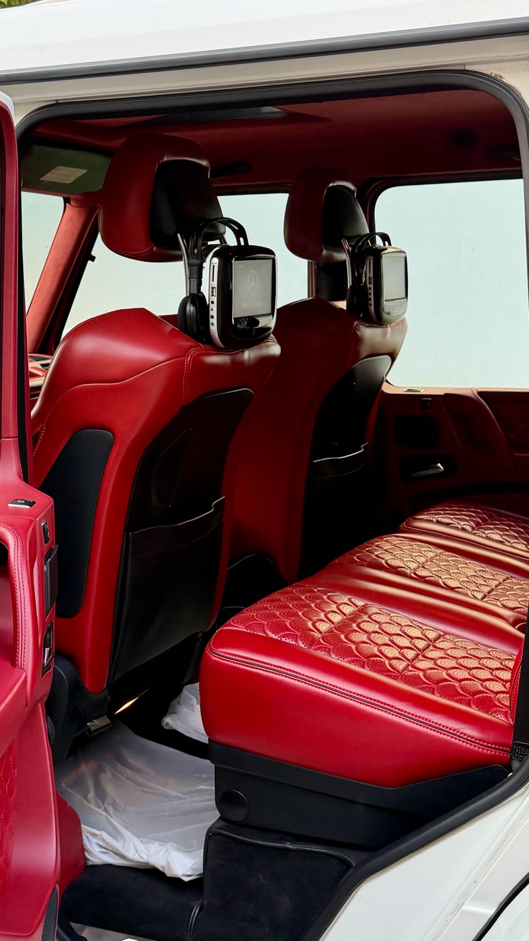Car Image 2013 MERCEDES G CLASS G 63 AMG