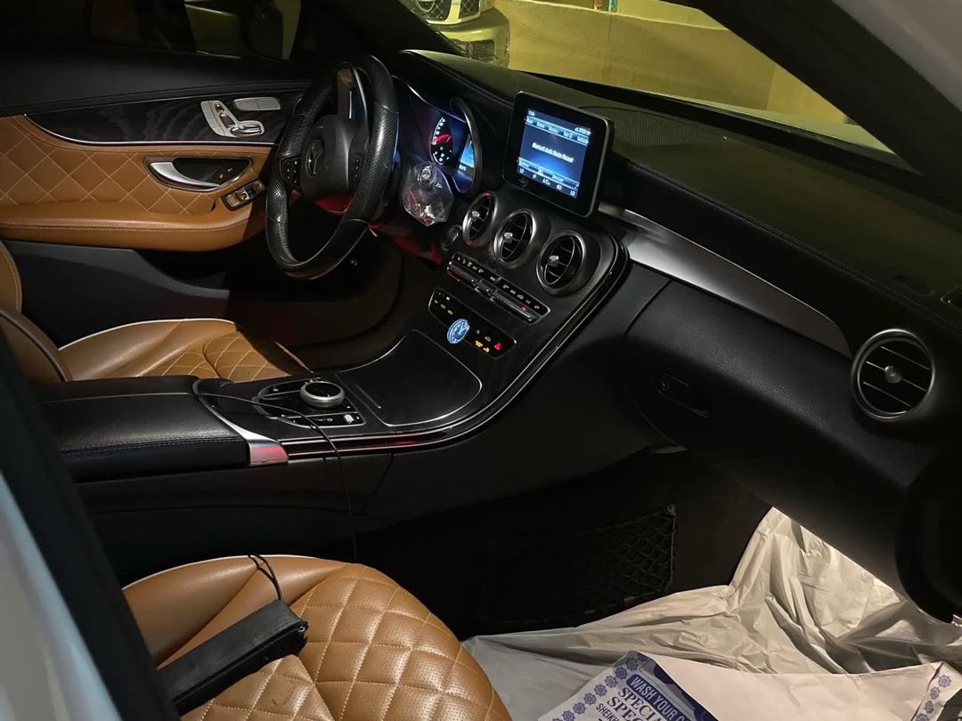 Car Image 2017 MERCEDES C Class 300