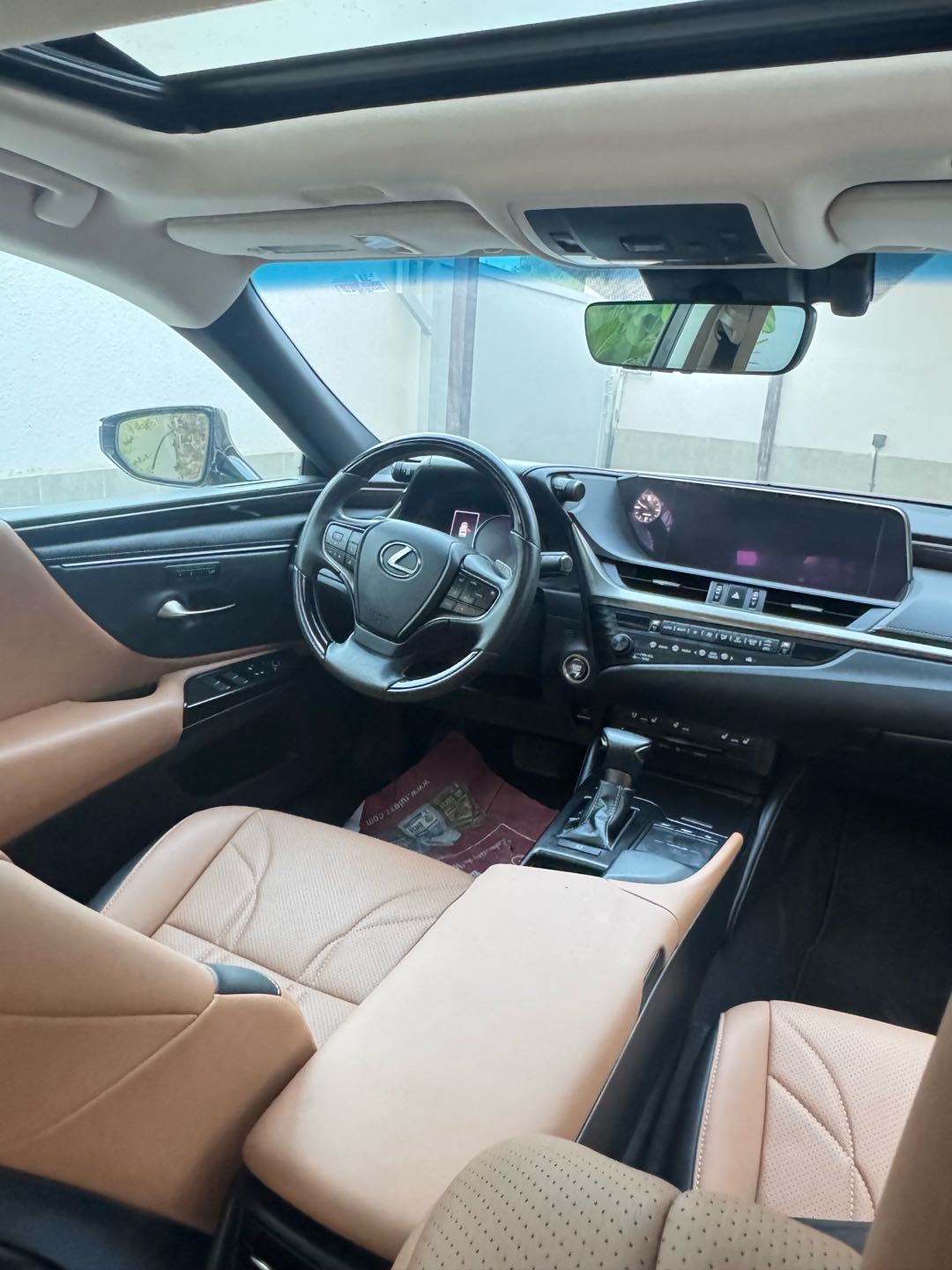 Car Image 2019 LEXUS ES 350