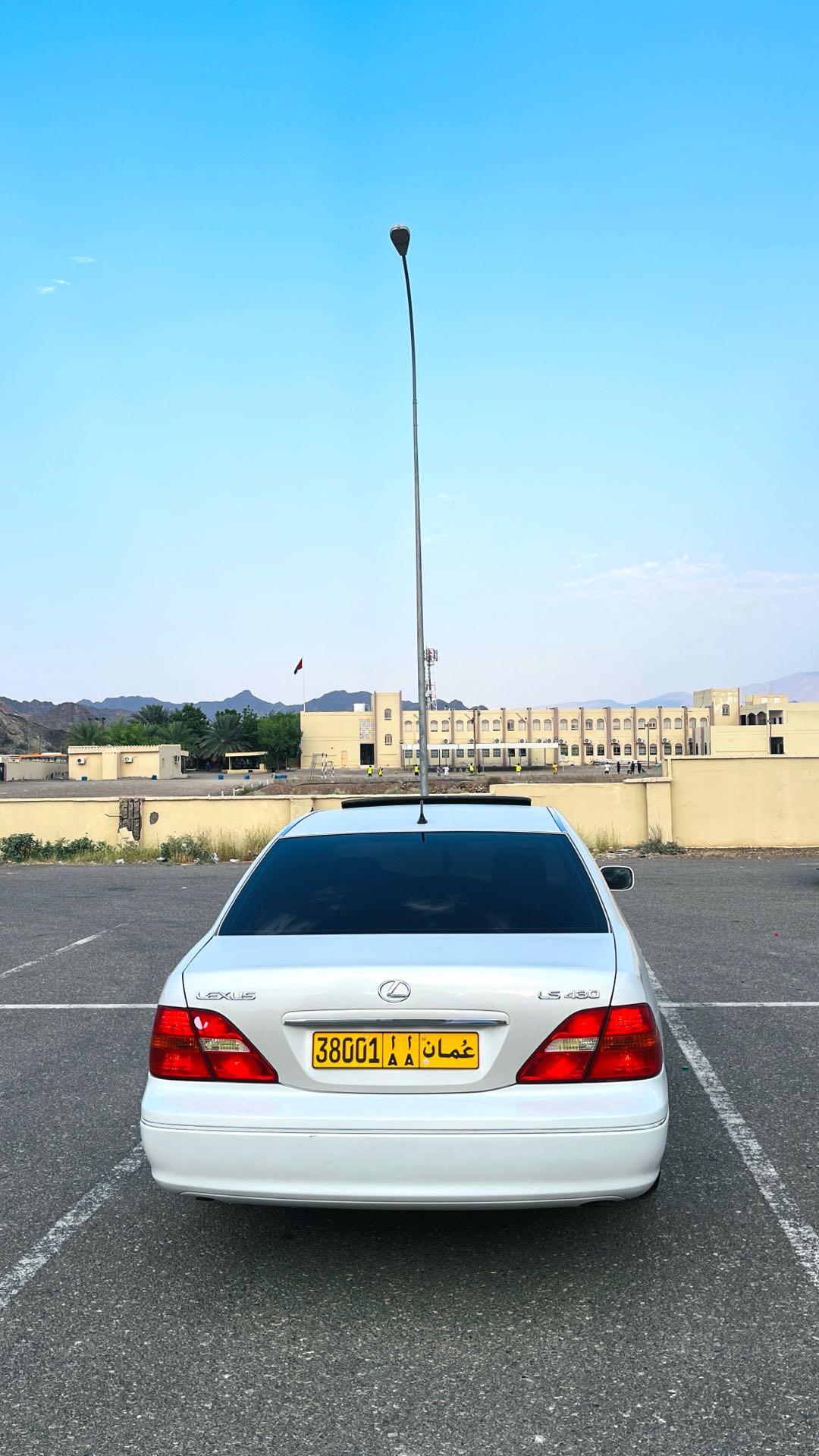 Car Image 2002 LEXUS LS 430