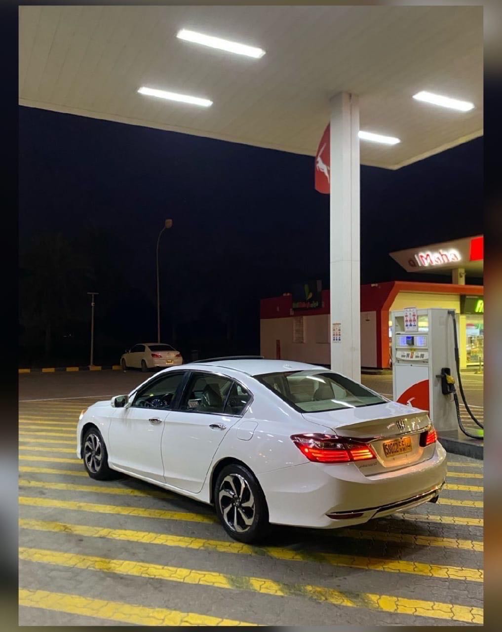 Car Image 2017 HONDA ACCORD EXL