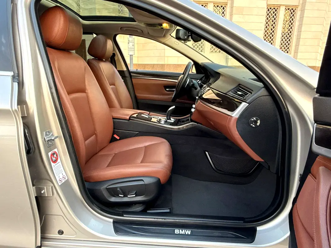 Car Image 2014 BMW 5 SERIES 518