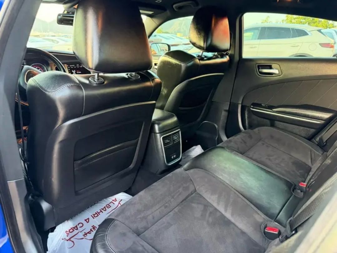 Car Image 2019 DODGE CHARGER GT