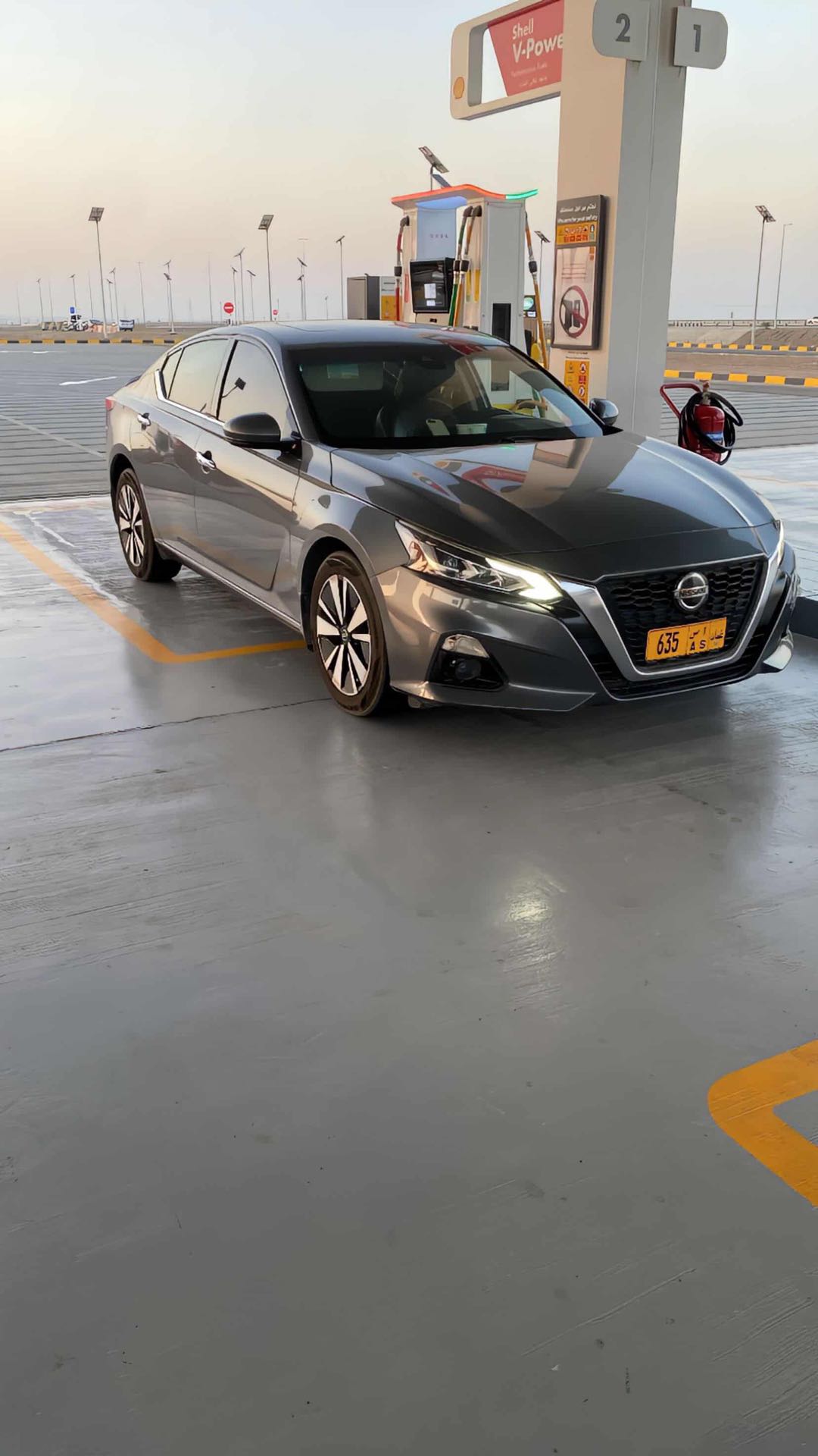Car Image 2019 NISSAN ALTIMA SL