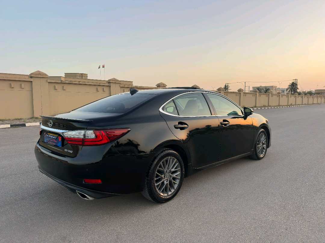 Car Image 2018 LEXUS ES 350
