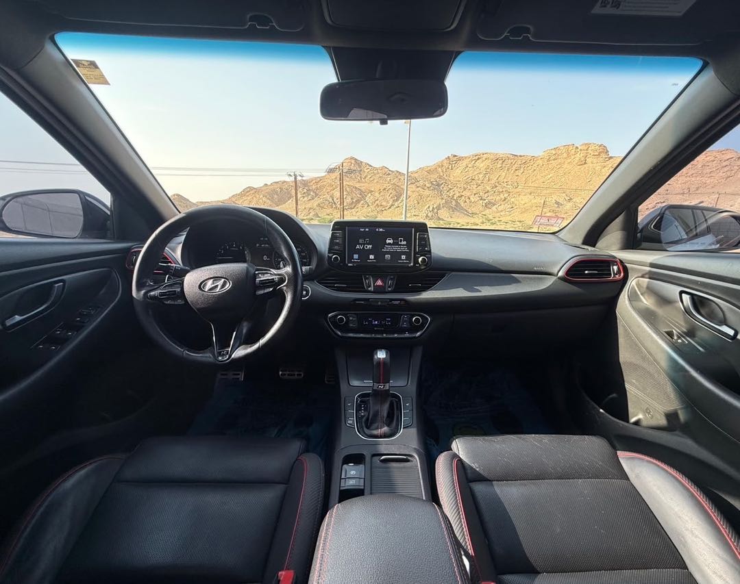 Car Image 2019 HYUNDAI ELANTRA GT
