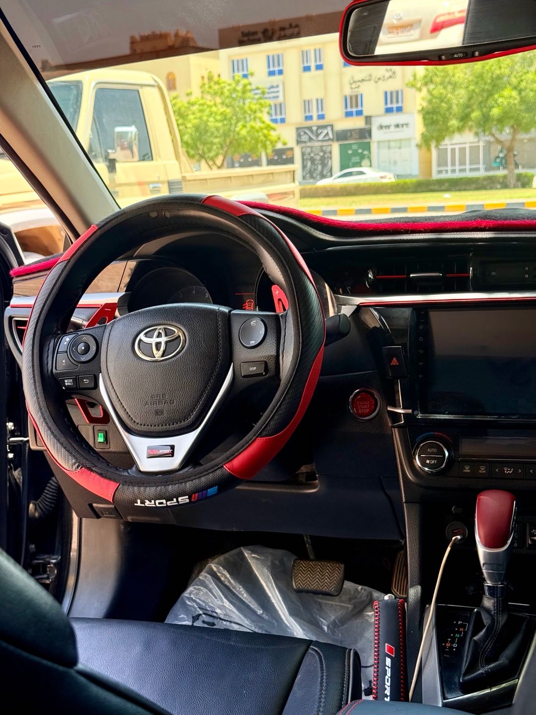 Car Image 2015 TOYOTA COROLLA S