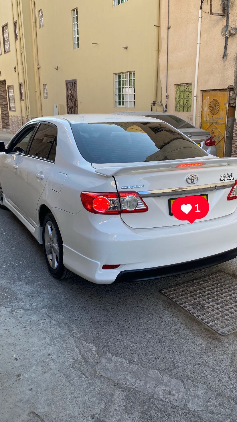 Car Image 2013 TOYOTA COROLLA S