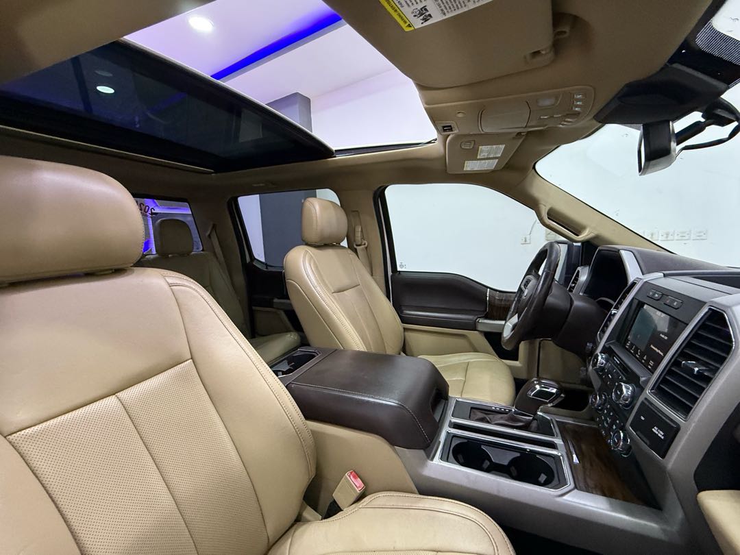 Car Image 2019 FORD F-150 Platinum