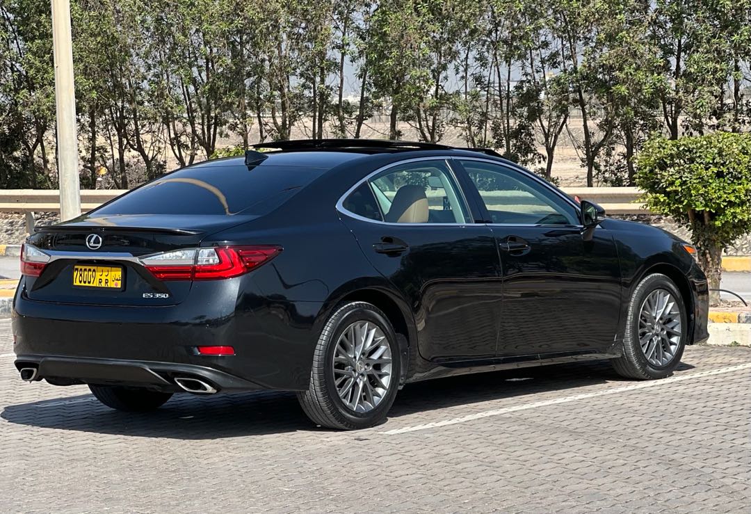Car Image 2018 LEXUS ES 350