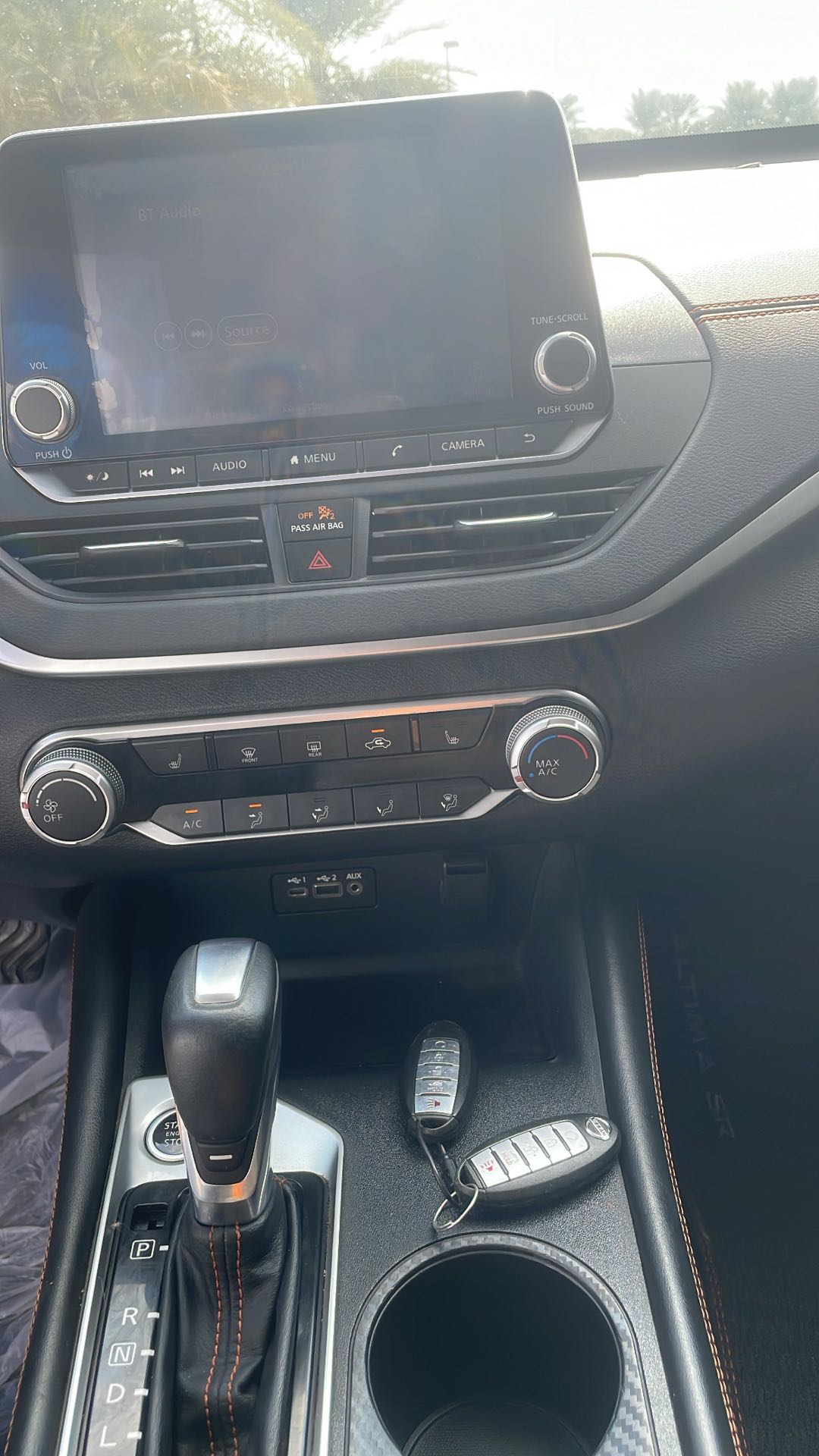 Car Image 2020 NISSAN ALTIMA SR