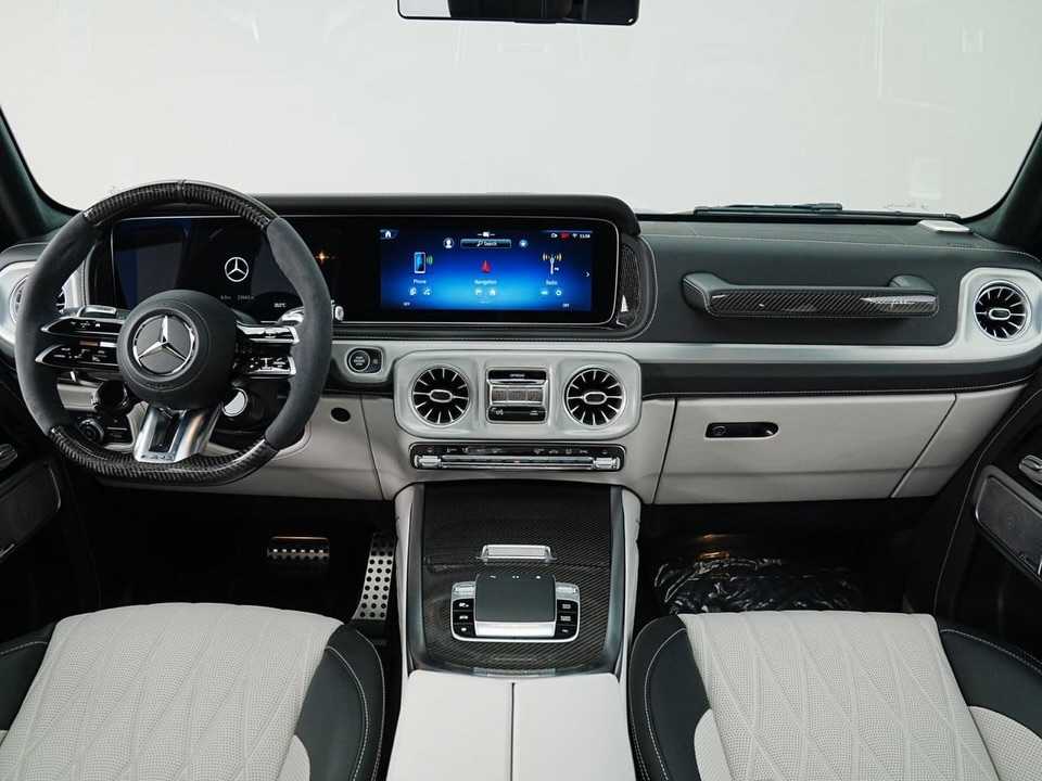Car Image 2025 MERCEDES G CLASS 63