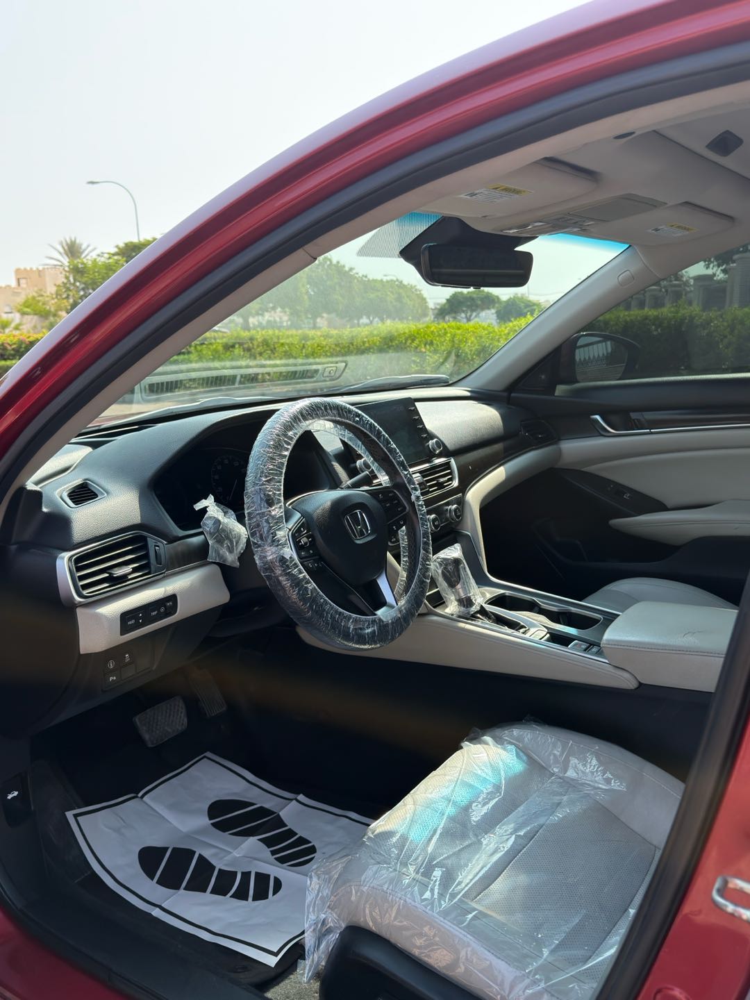 Car Image 2018 HONDA ACCORD TOURING