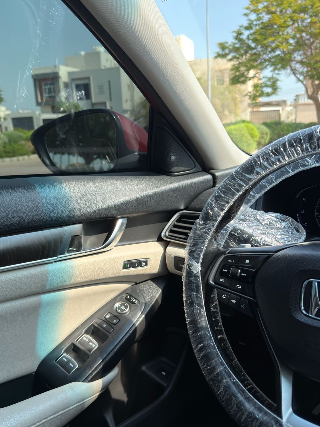 Car Image 2018 HONDA ACCORD TOURING