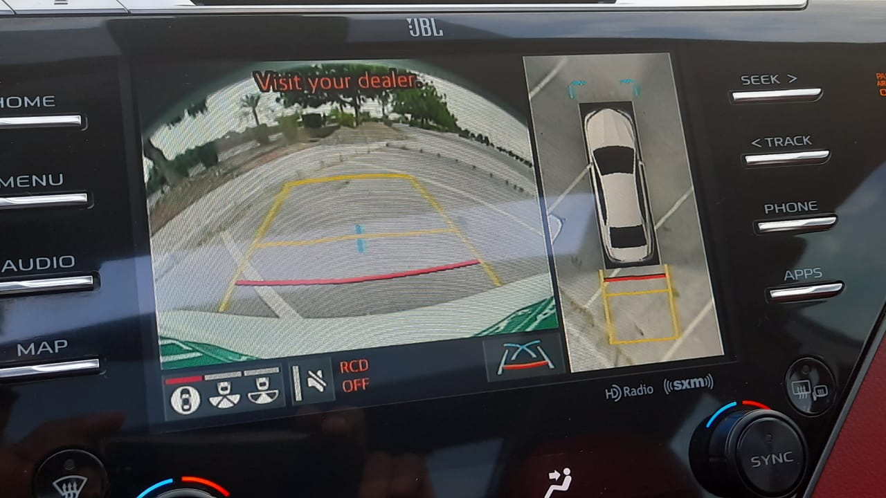 Car Image 2018 TOYOTA CAMRY XSE