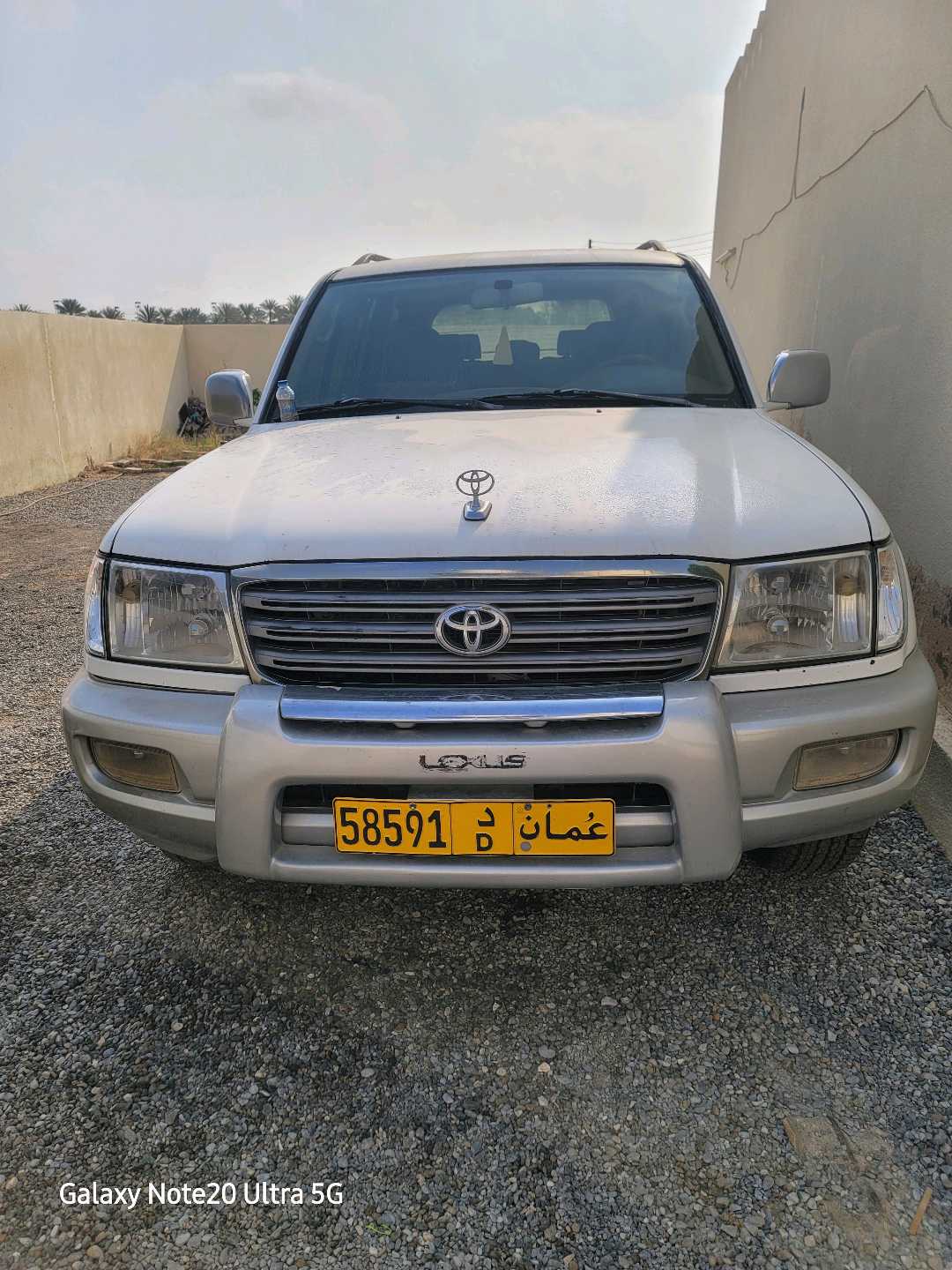 Car Image 1999 TOYOTA LAND CRUISER VX.R