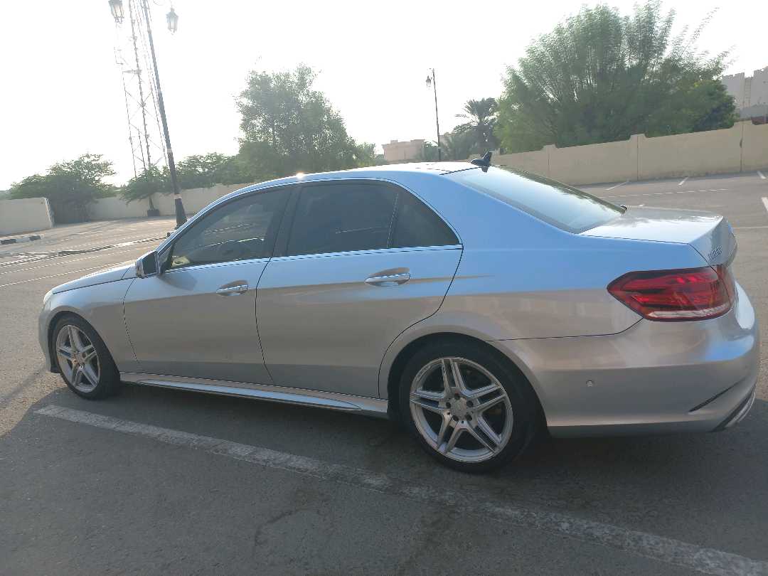 Car Image 2014 MERCEDES E Class 300