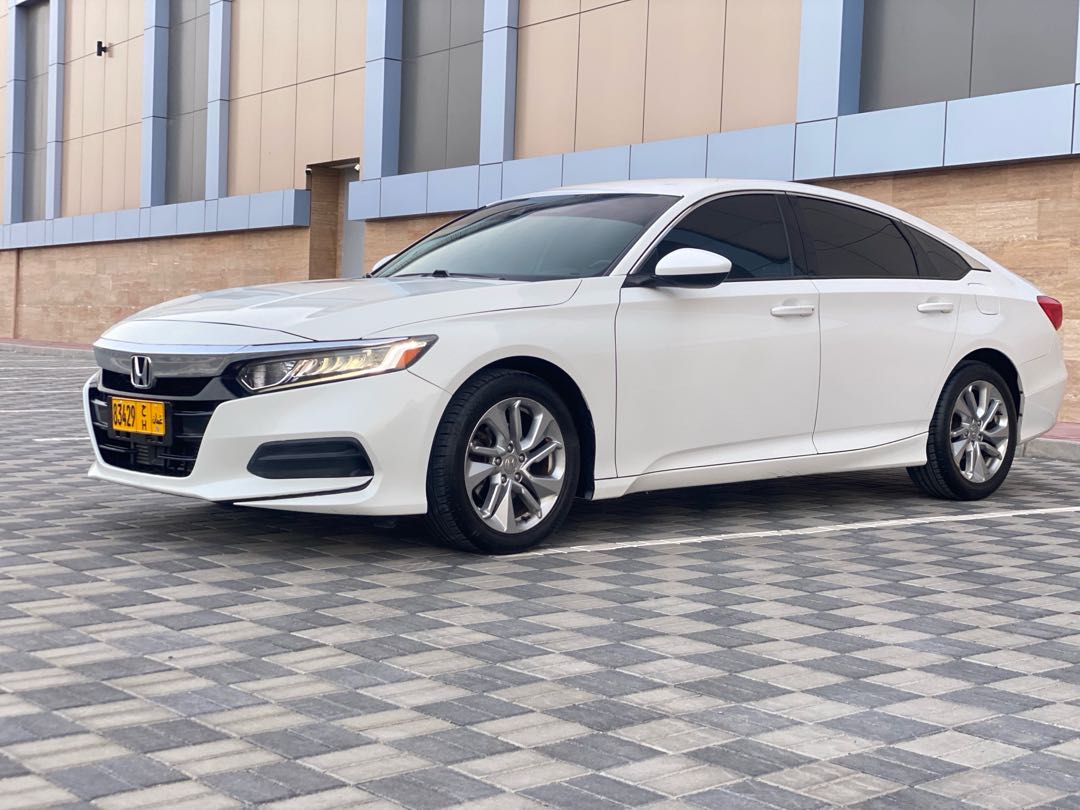 Car Image 2018 HONDA ACCORD EX