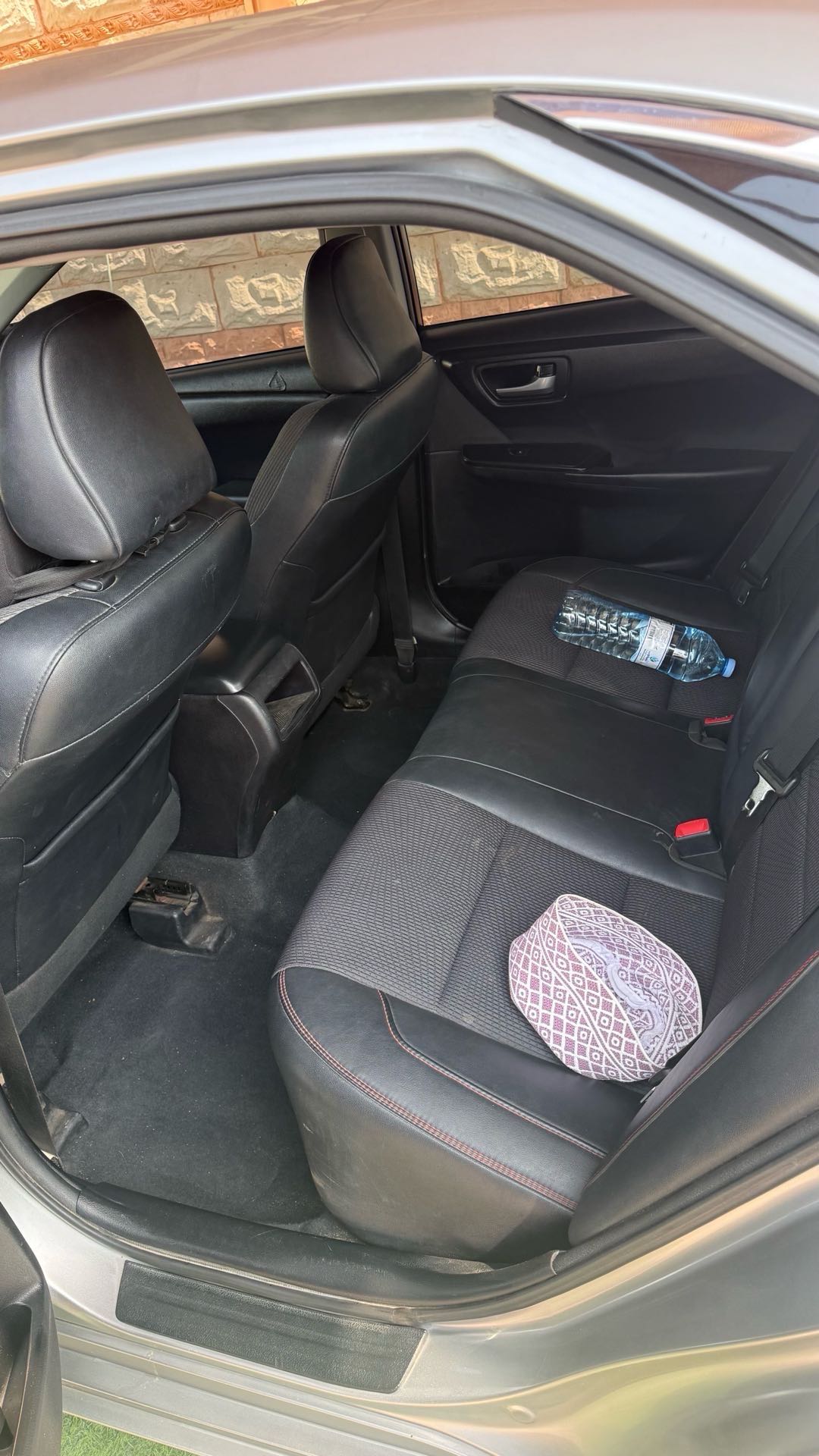 Car Image 2017 TOYOTA CAMRY SE