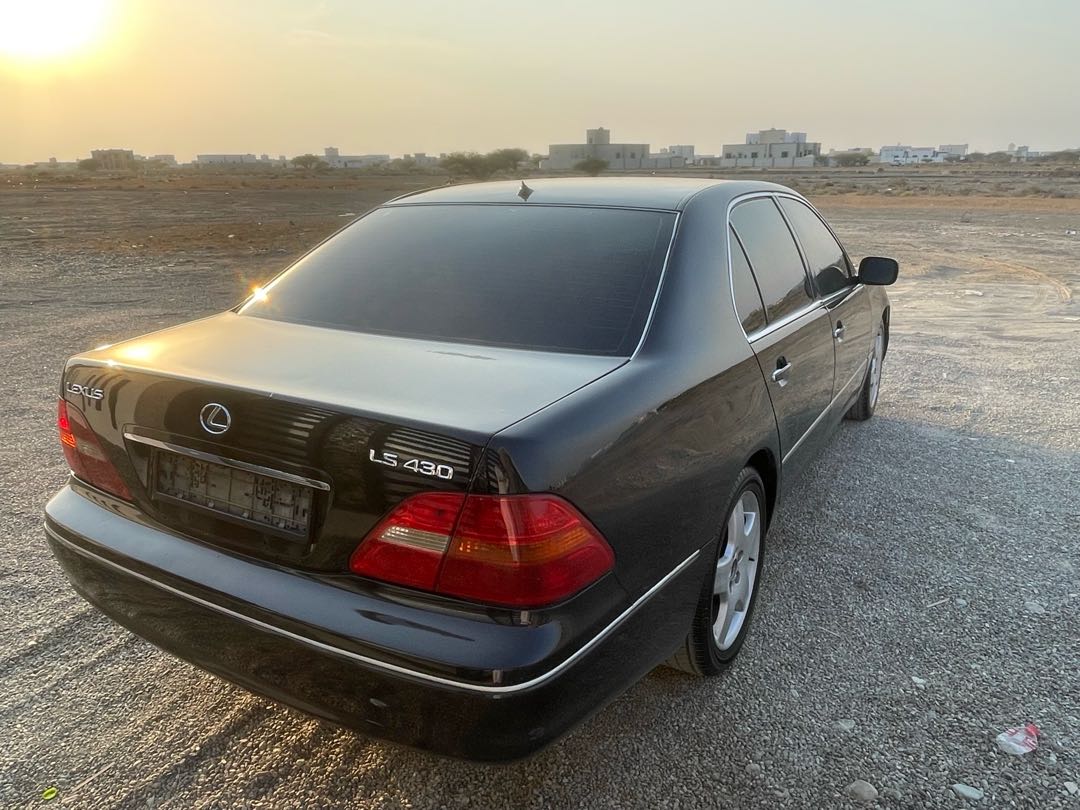 Car Image 2001 LEXUS LS 430