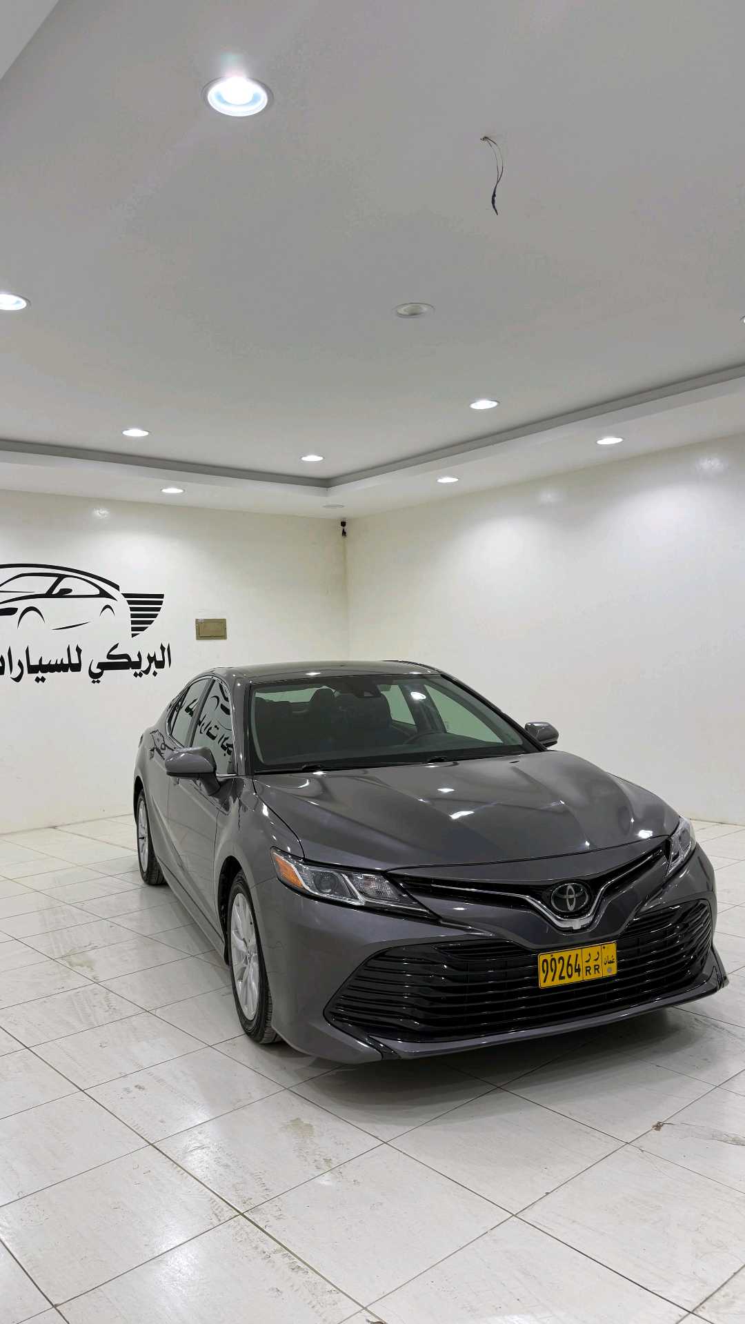 Car Image 2020 TOYOTA CAMRY LE
