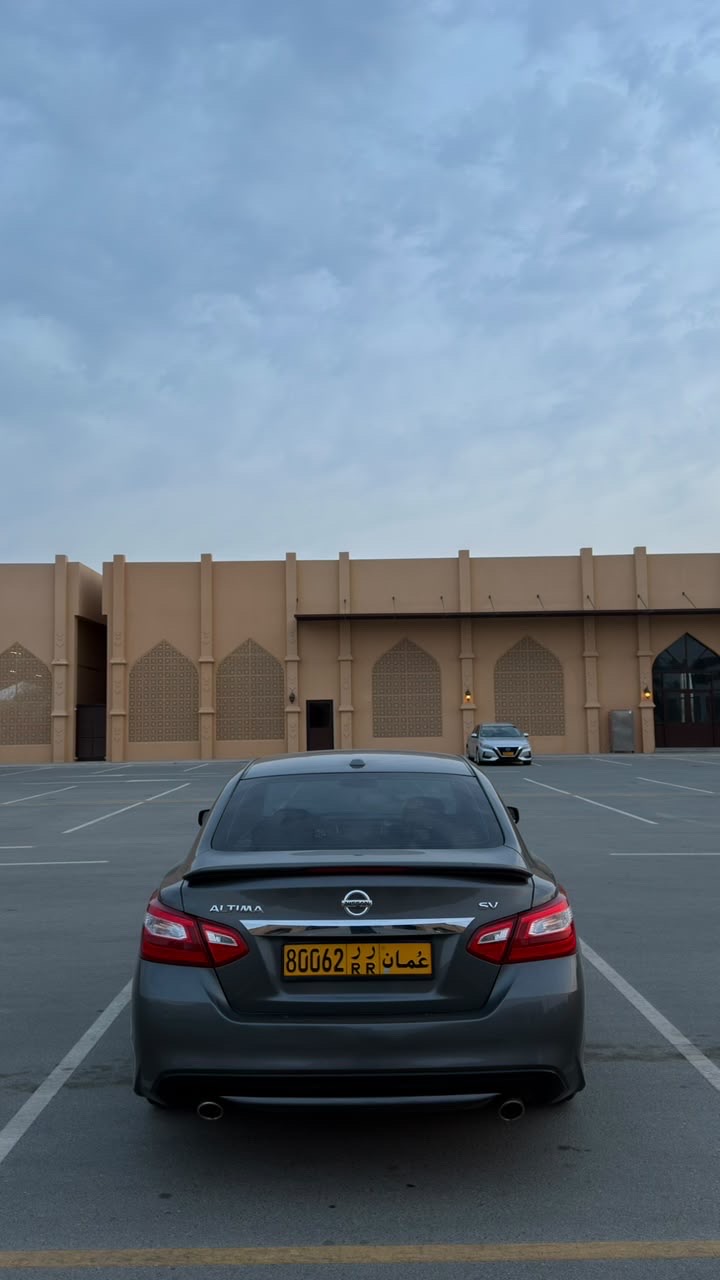 Car Image 2017 NISSAN ALTIMA SV