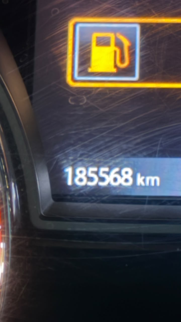Car Image 2017 NISSAN ALTIMA SV