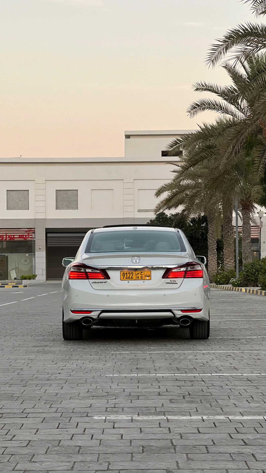 Car Image 2017 HONDA ACCORD EXL