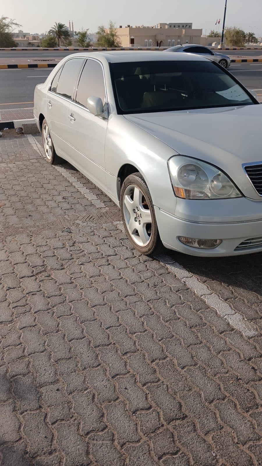Car Image 2002 LEXUS LS 430