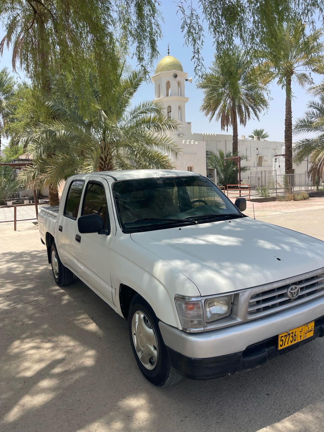 Car Image 1999 TOYOTA HILUX 2.0