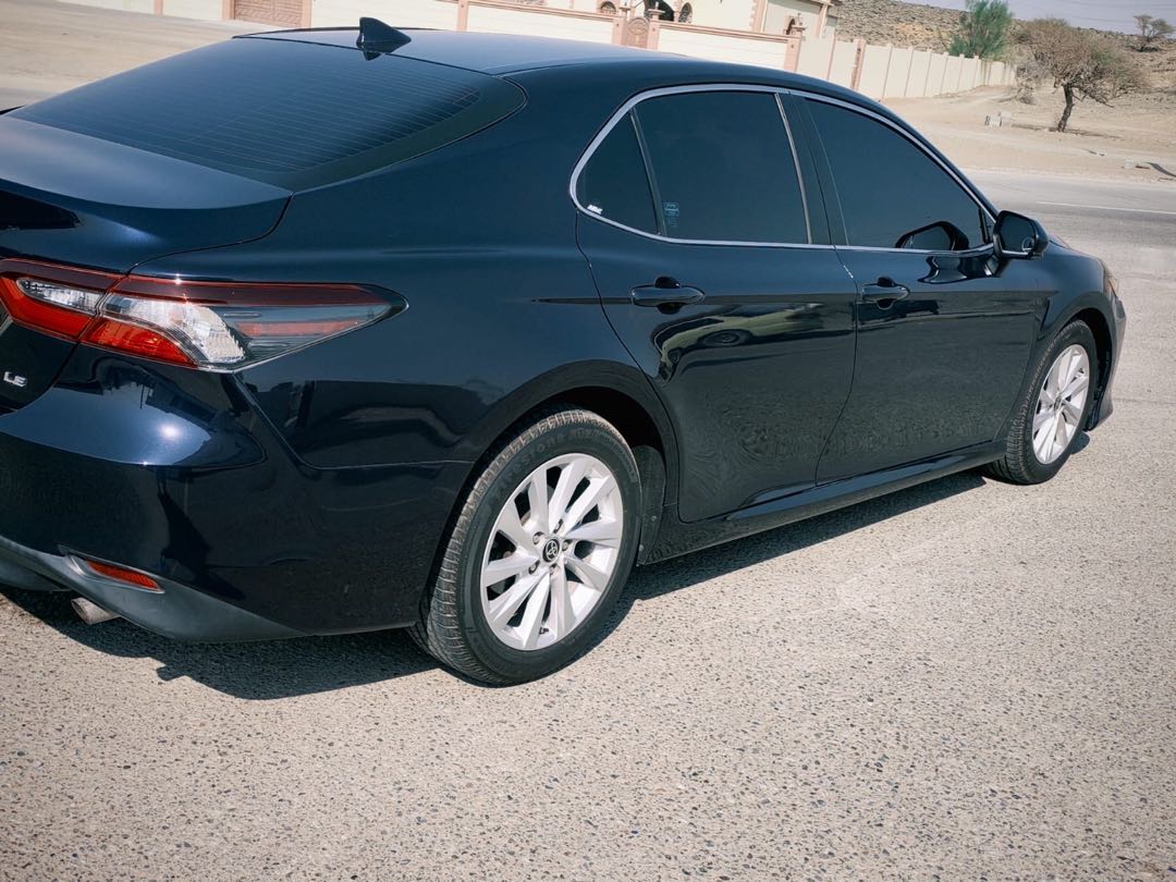 Car Image 2021 TOYOTA CAMRY LE